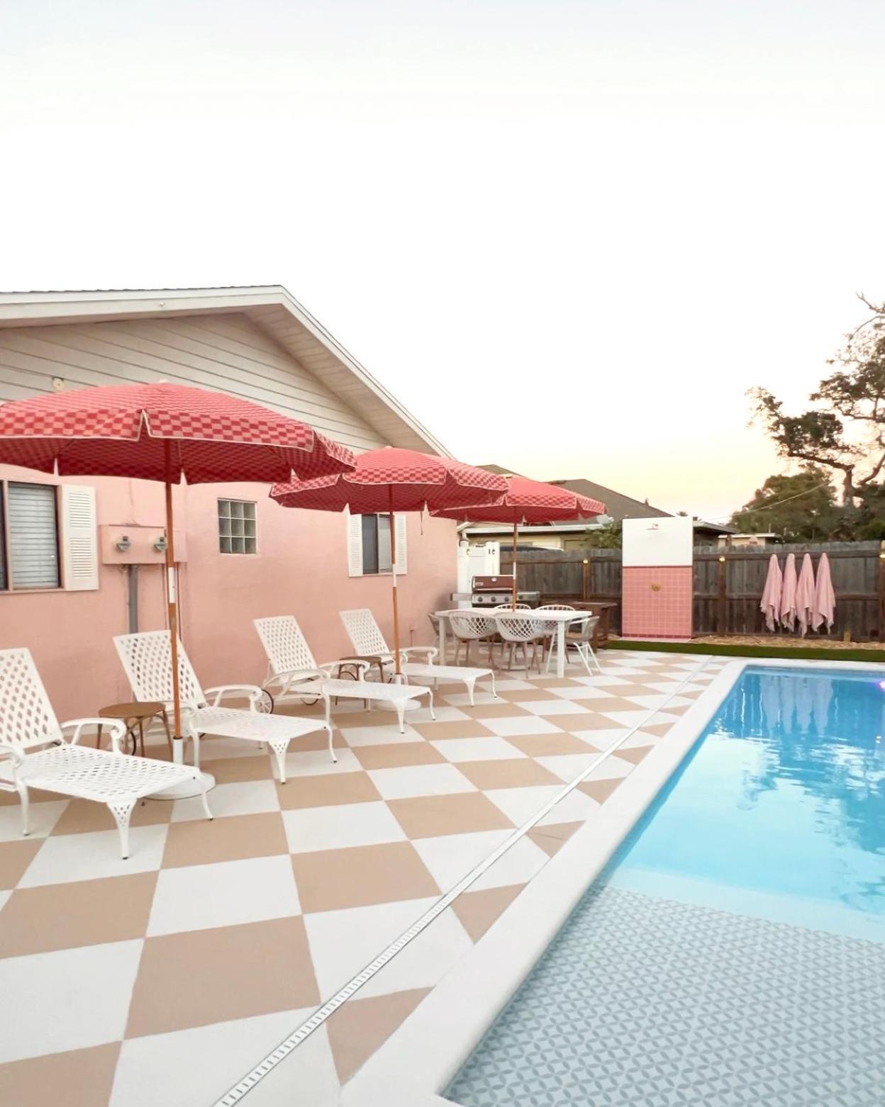 Luxury Villa 3 Blocks From The Beach With A Pool, Fire Pit And Outdoor Oasis Кейп Канаверал Екстериор снимка
