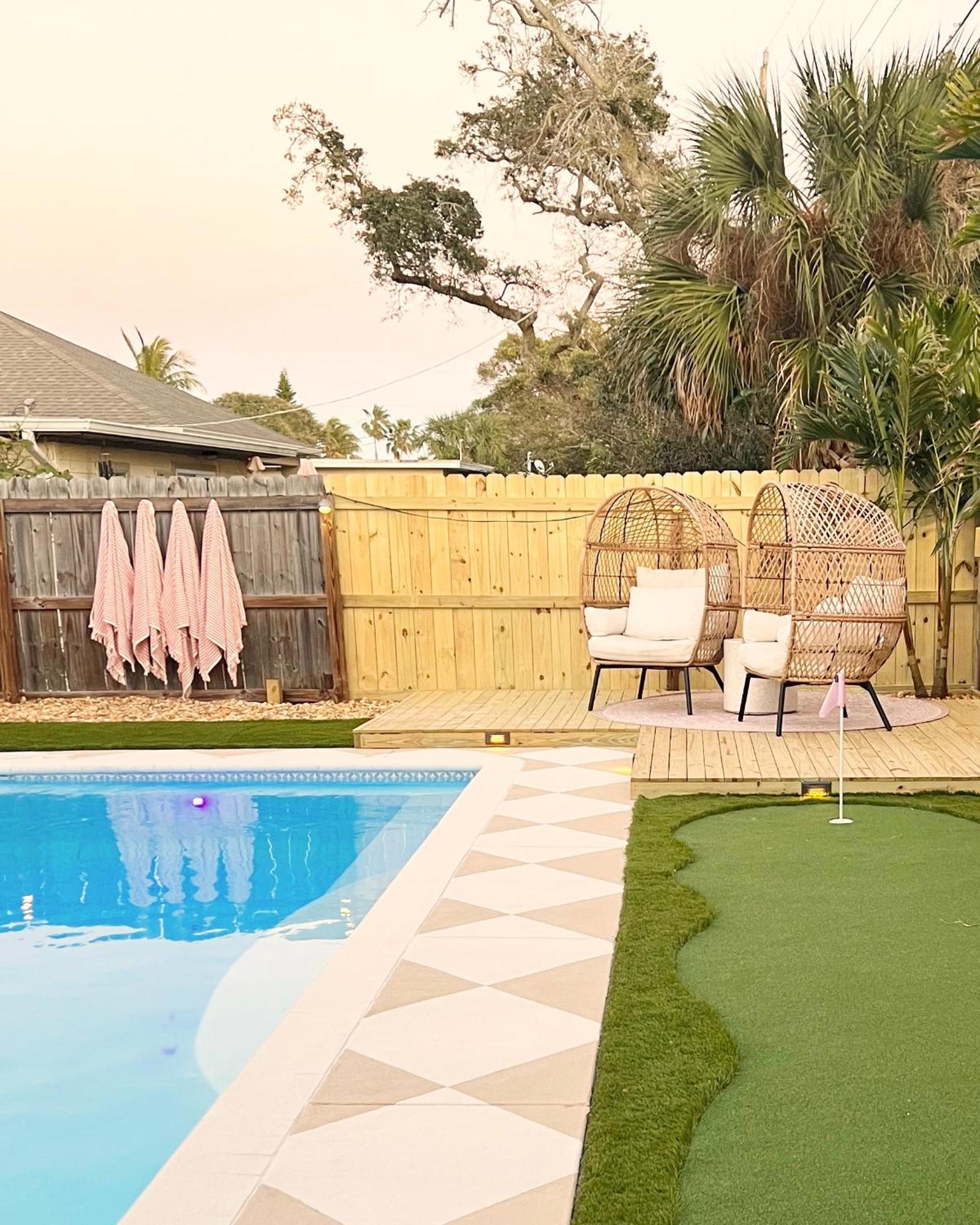 Luxury Villa 3 Blocks From The Beach With A Pool, Fire Pit And Outdoor Oasis Кейп Канаверал Екстериор снимка